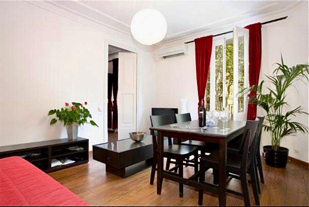 5-bed In The Heart Of The Barcellona